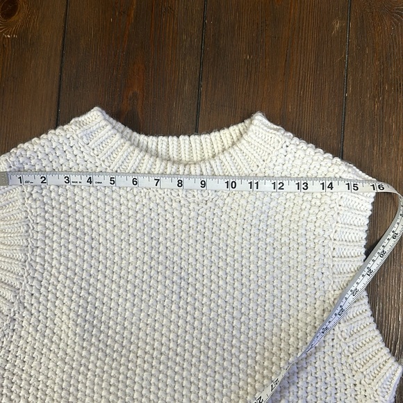 H&M Cream Knit Vest - Picture 6 of 8